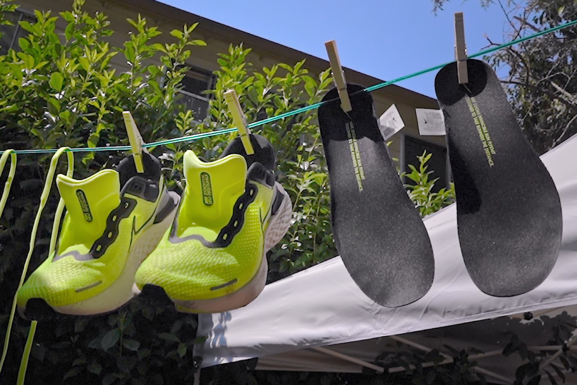 สเปรย์กันน้ำ รองเท้า น้ำยาทำความสะอาดรองเท้า luxury 2023